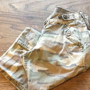 Lucky crop pants, cami size 6/28